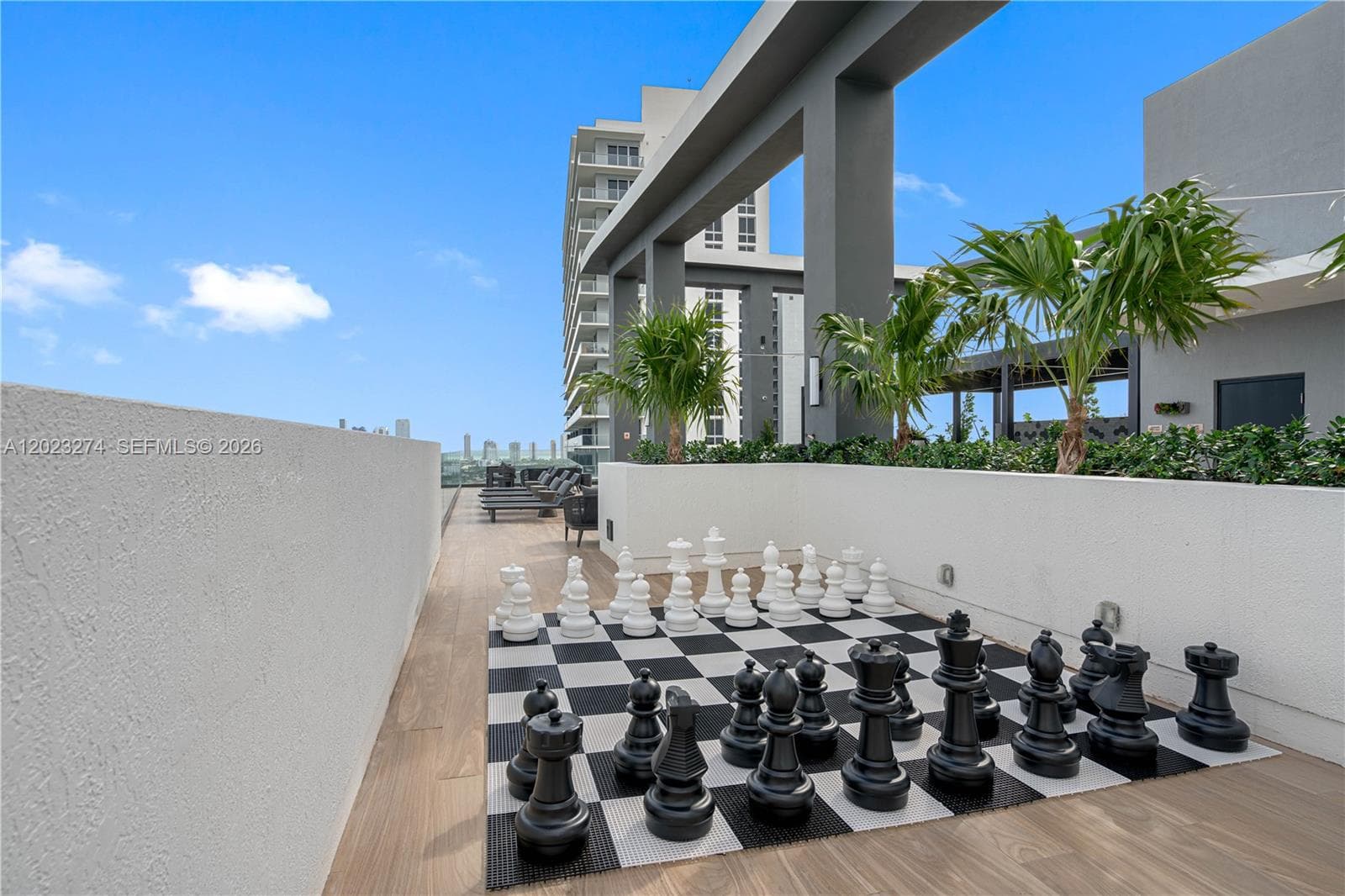16395 Biscayne Blvd # 1310, North Miami Beach FL 33160 — 28