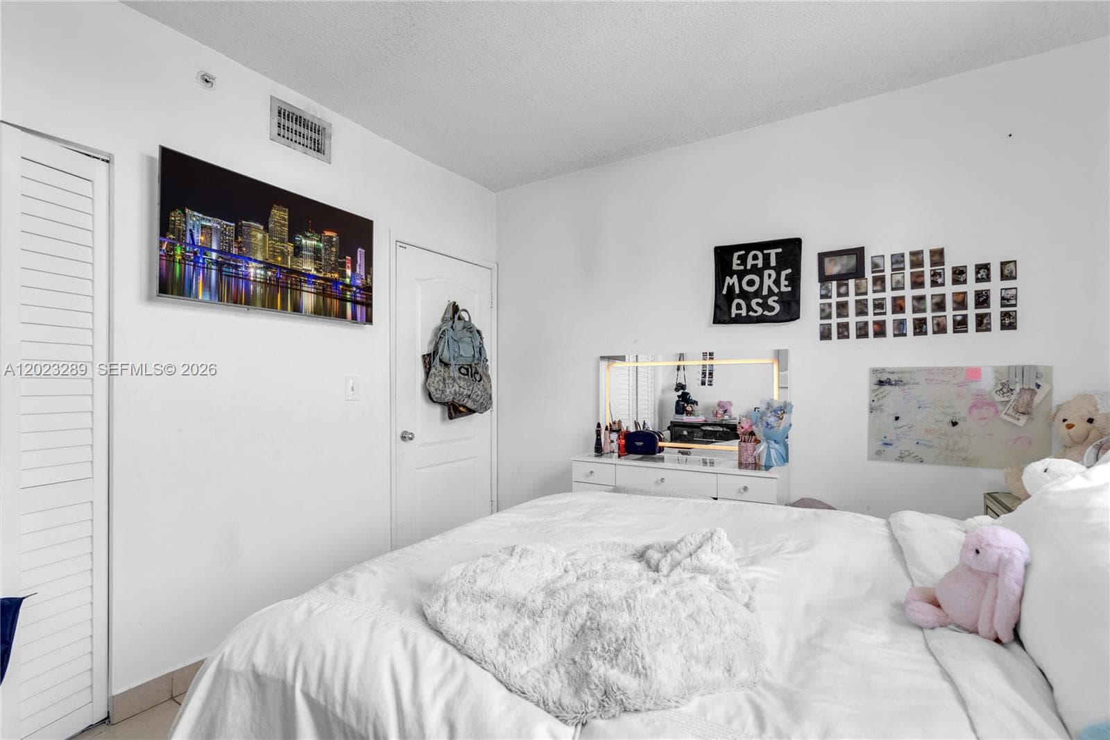 5077 NW 7th St # 517, Miami FL 33126 — 17
