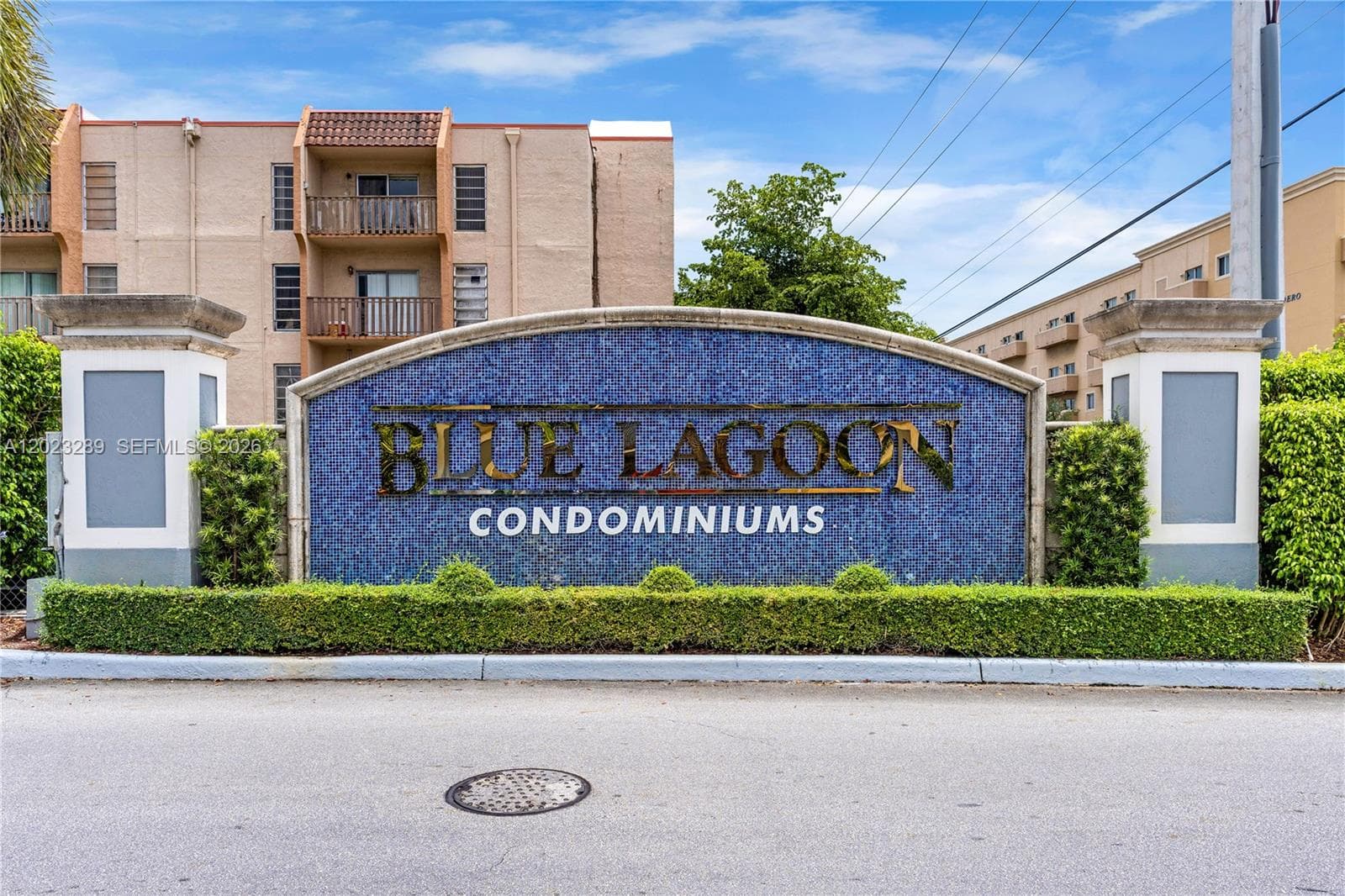 5077 NW 7th St # 517, Miami FL 33126 — 22