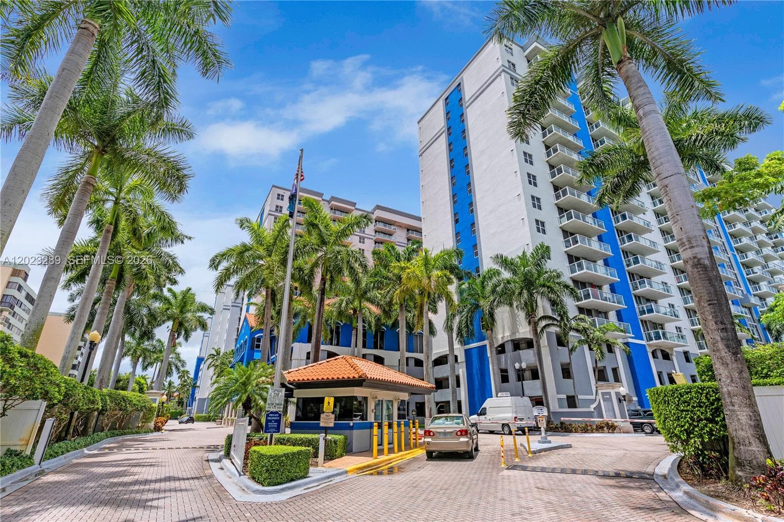 5077 NW 7th St # 517, Miami FL 33126 — 1