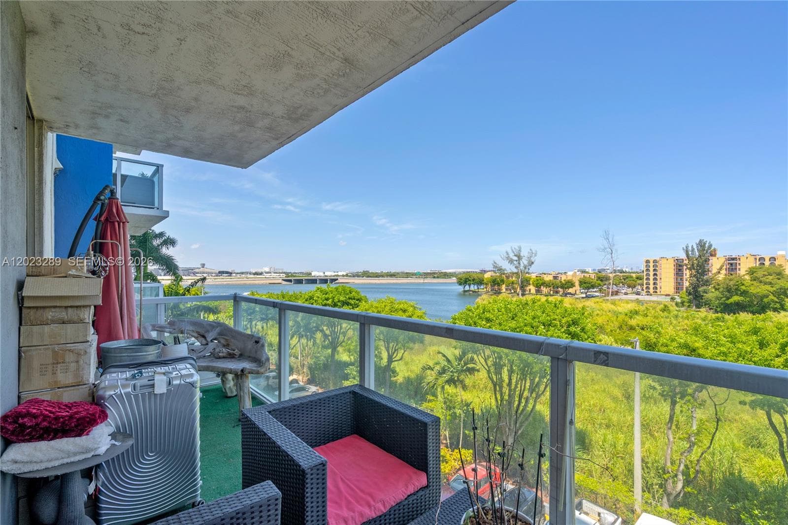 5077 NW 7th St # 517, Miami FL 33126 — 18