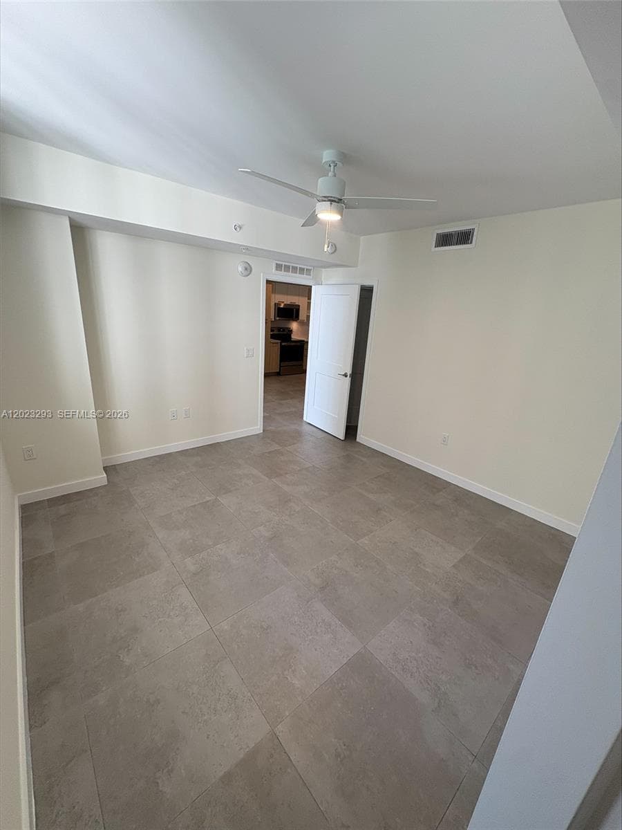 16395 Biscayne Blvd # 1311, North Miami Beach FL 33160 — 3