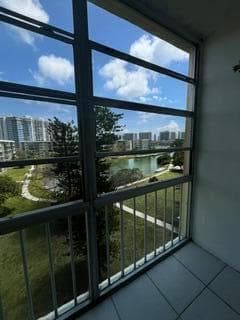 2903 Point East Drive # K604, Aventura FL 33160 — 2