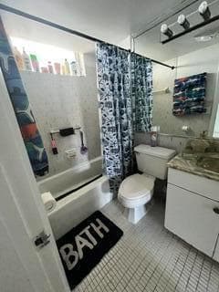 2903 Point East Drive # K604, Aventura FL 33160 — 7