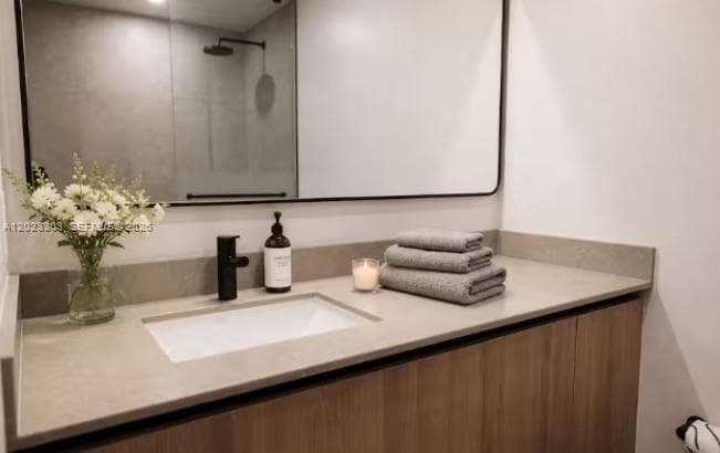 121 NE 5th St # 3203, Miami FL 33132 — 6