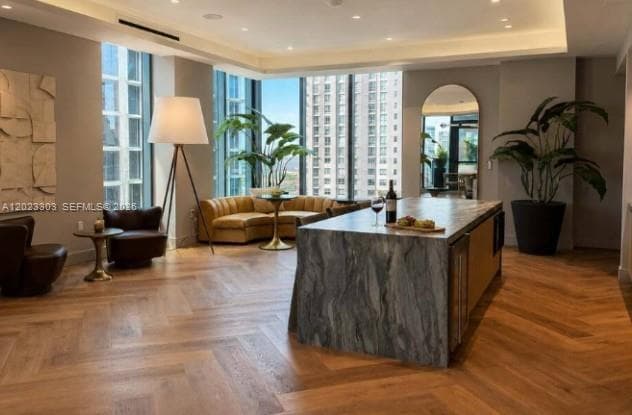 121 NE 5th St # 3203, Miami FL 33132 — 14