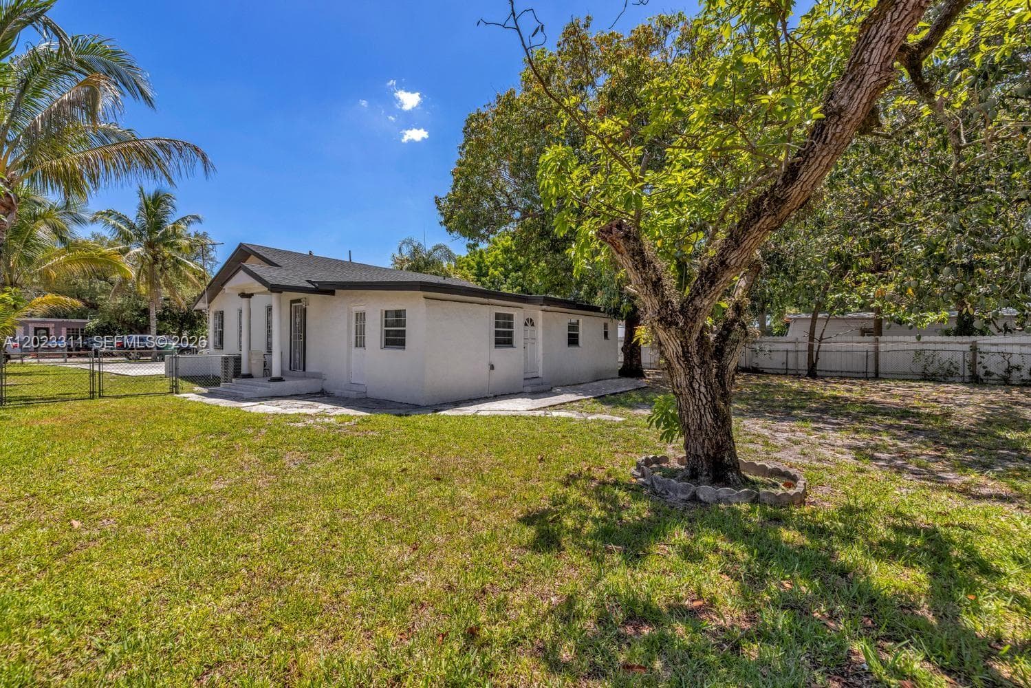 2851 NW 106th St, Miami FL 33147 — 29
