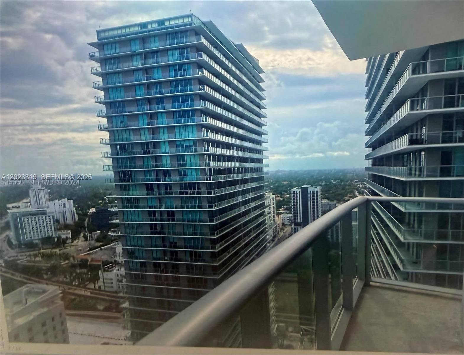 1100 S Miami Ave # 2804, Miami FL 33130 — 2