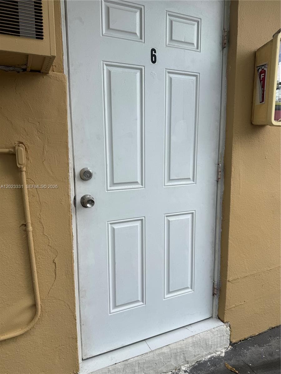 4871 W Flagler St # 6, Miami FL 33134 — 1