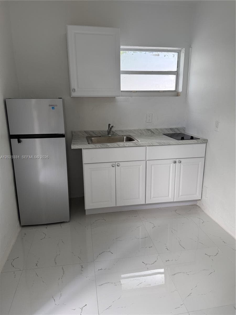4871 W Flagler St # 6, Miami FL 33134 — 9