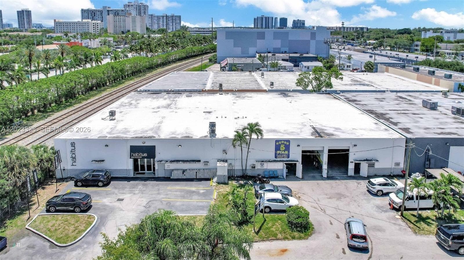 2660 NE 189th St, Miami FL 33180 — 11