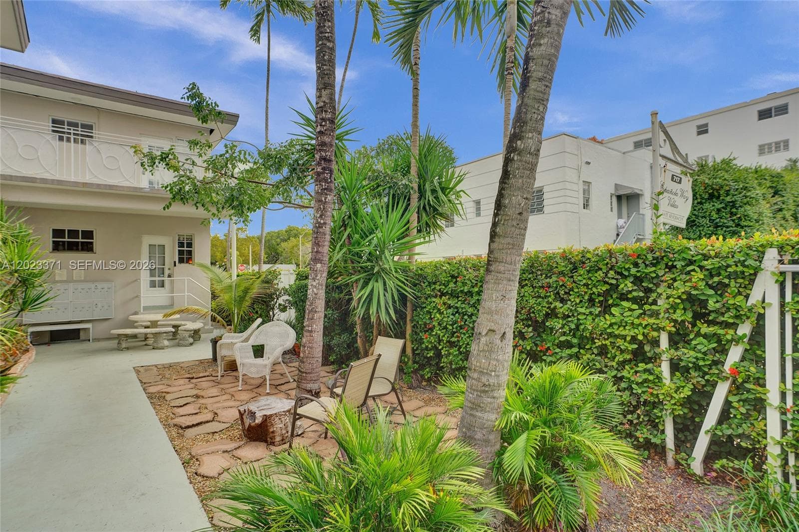 717 Espanola Way # 204, Miami Beach FL 33139 — 42