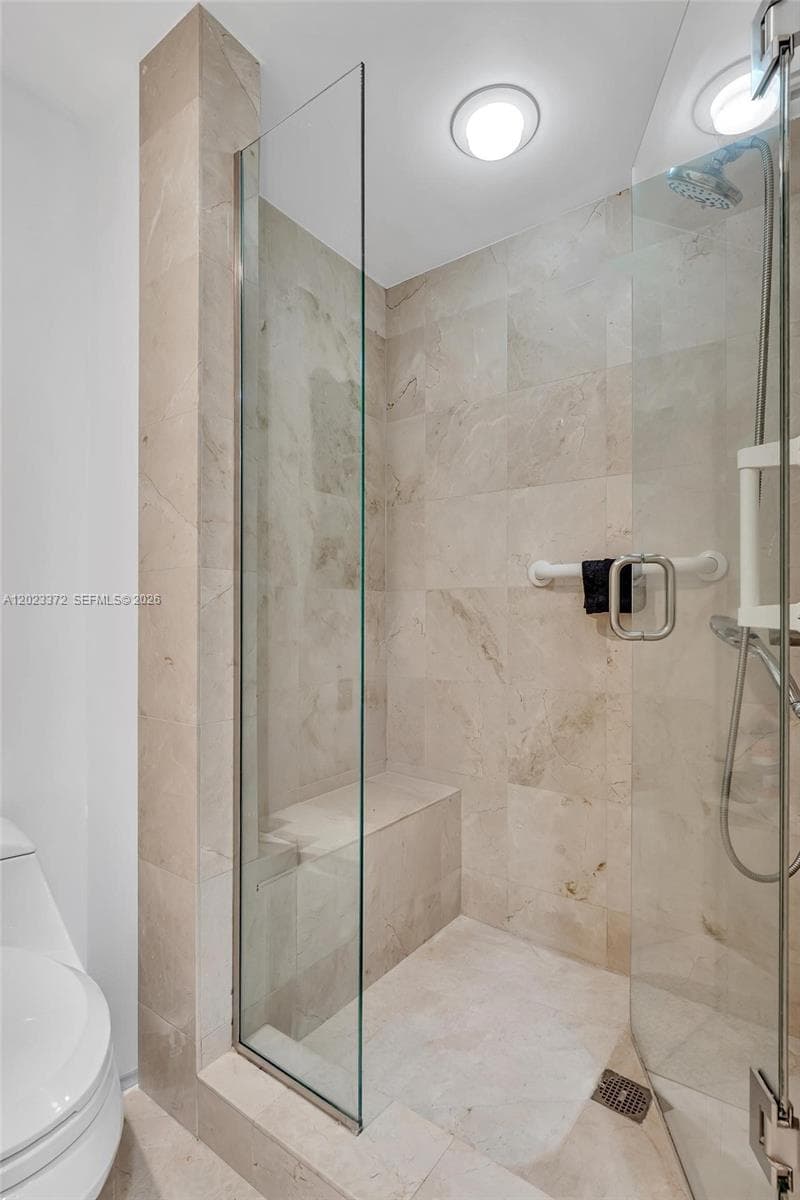 2000 Island Blvd # 305, Aventura FL 33160 — 34