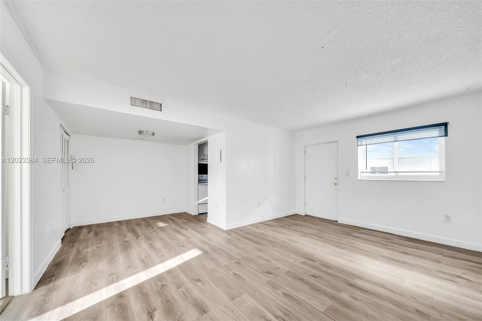 2011 Bay Dr # 8, Miami Beach FL 33141 — 2