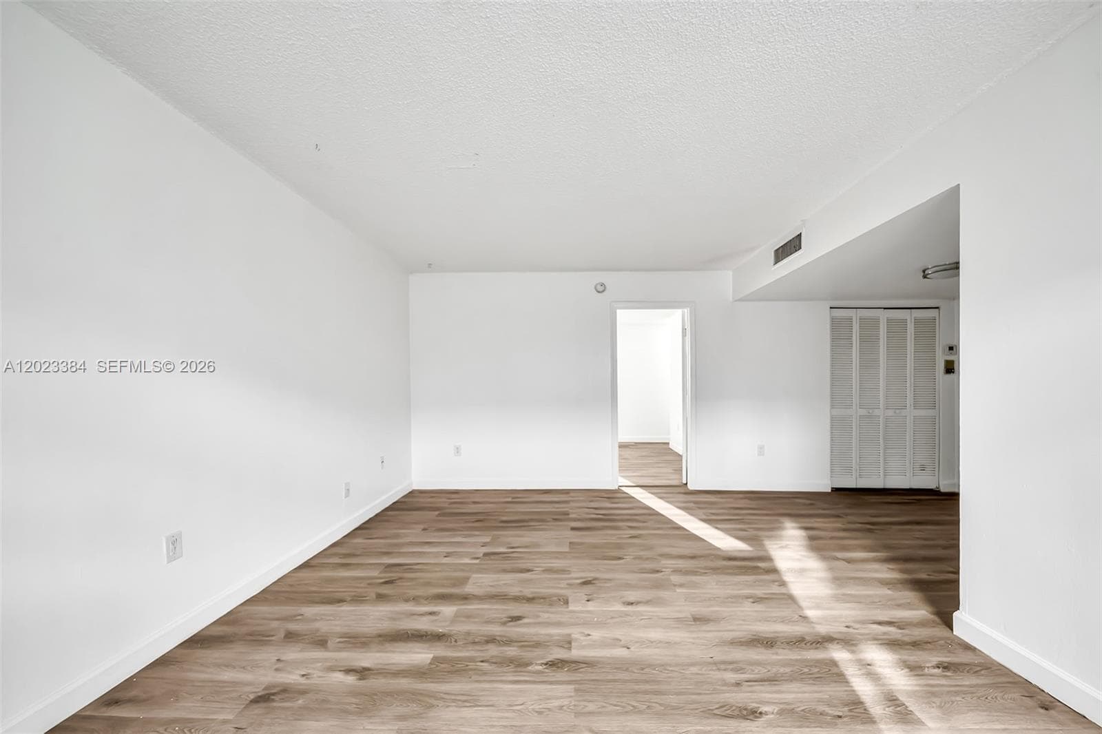 2011 Bay Dr # 8, Miami Beach FL 33141 — 5