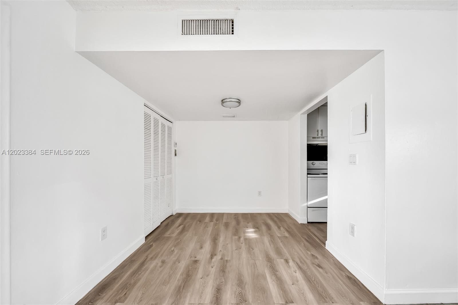 2011 Bay Dr # 8, Miami Beach FL 33141 — 8