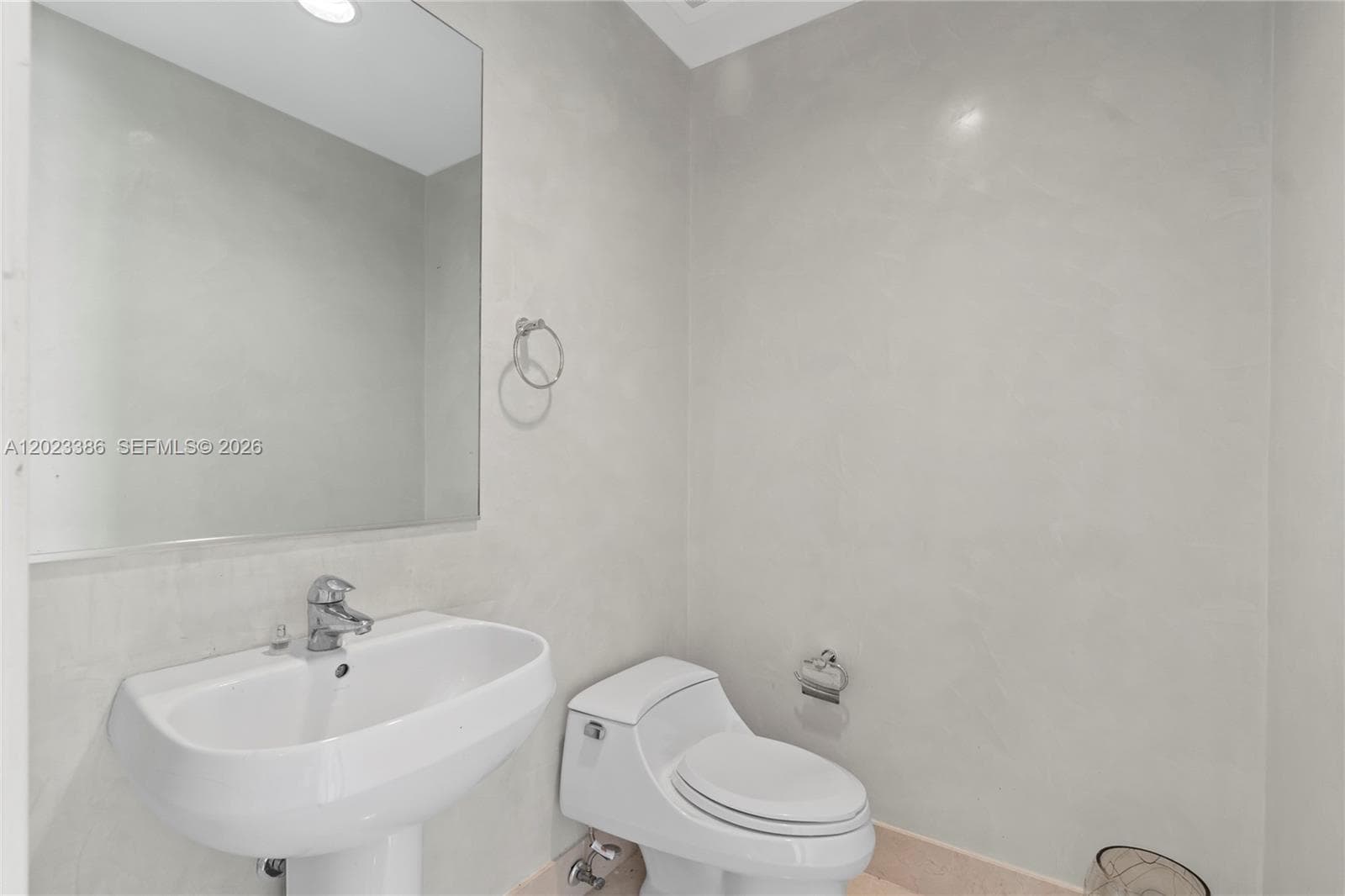 18101 Collins Ave # 1502, Sunny Isles Beach FL 33160 — 24