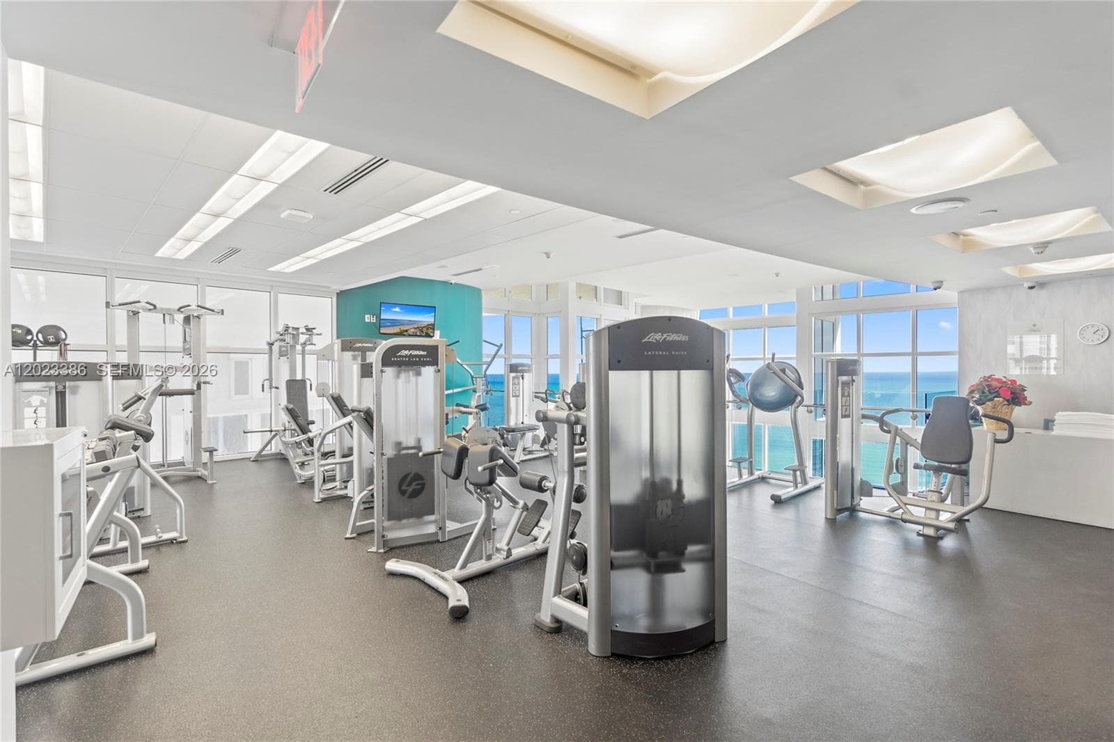18101 Collins Ave # 1502, Sunny Isles Beach FL 33160 — 54