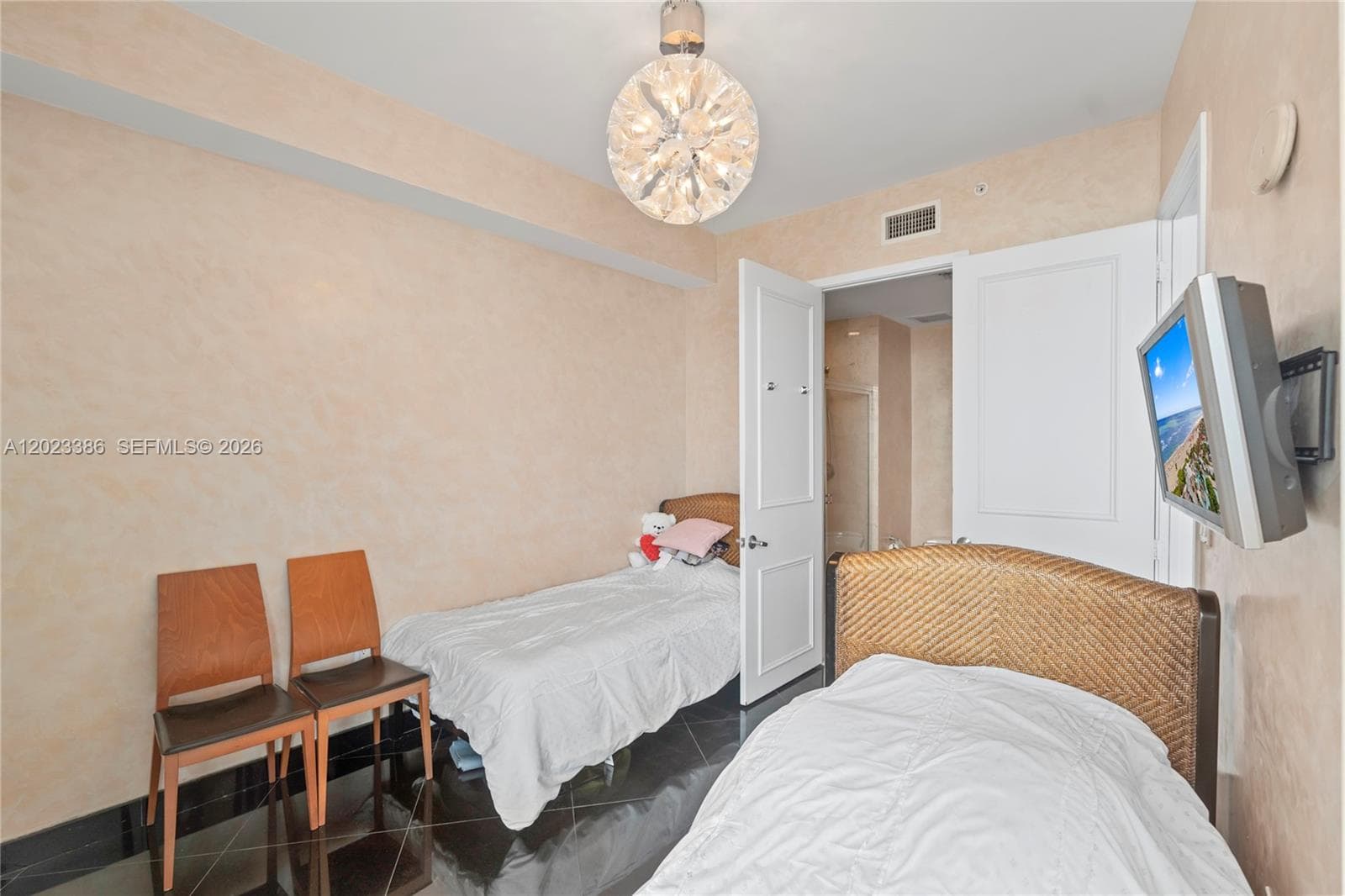 18101 Collins Ave # 1502, Sunny Isles Beach FL 33160 — 35