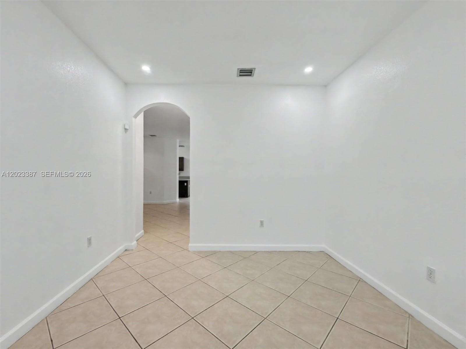 9267 SW 220th Ter, Cutler Bay FL 33190 — 5