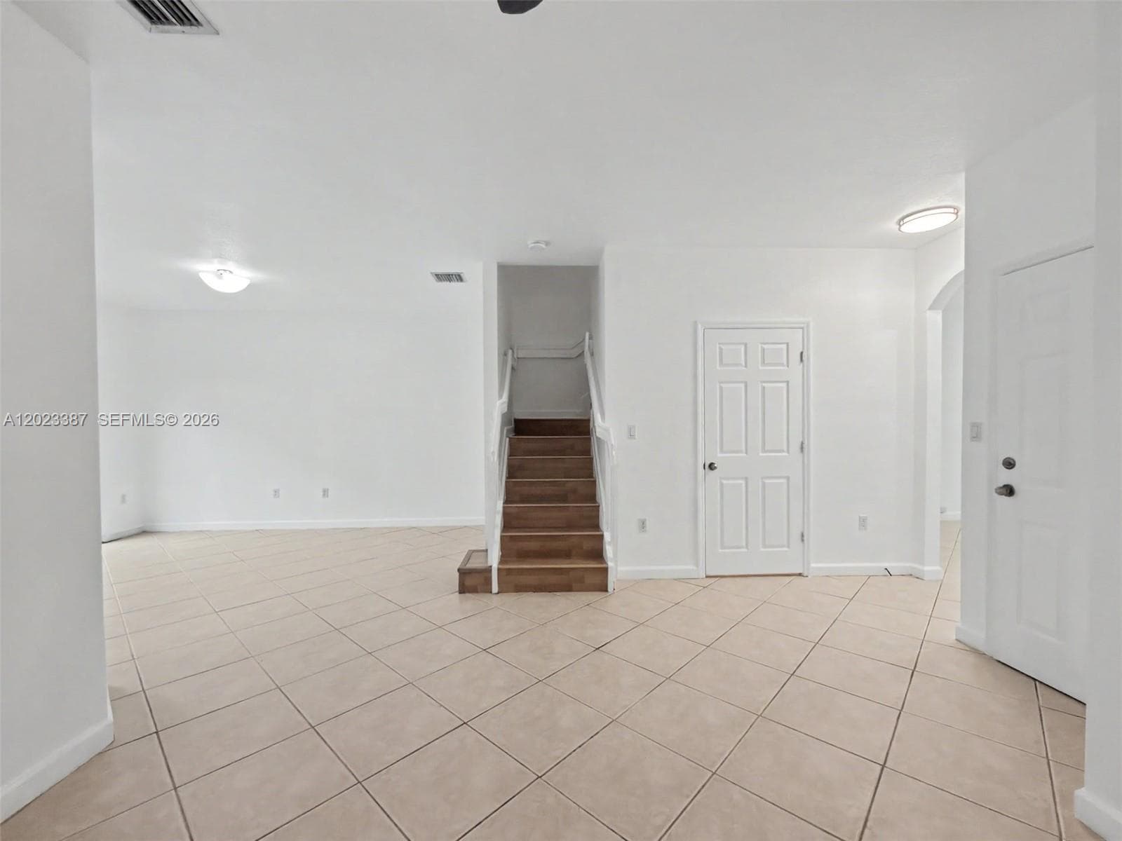 9267 SW 220th Ter, Cutler Bay FL 33190 — 9