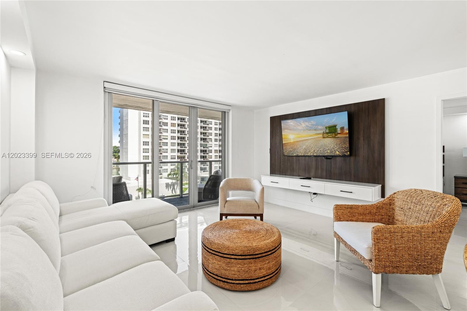 5701 Collins Ave # 503, Miami Beach FL 33140 — 4
