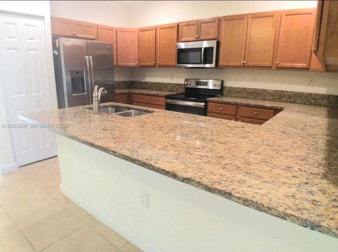 9261 W 33rd Way, Hialeah FL 33018 — 3