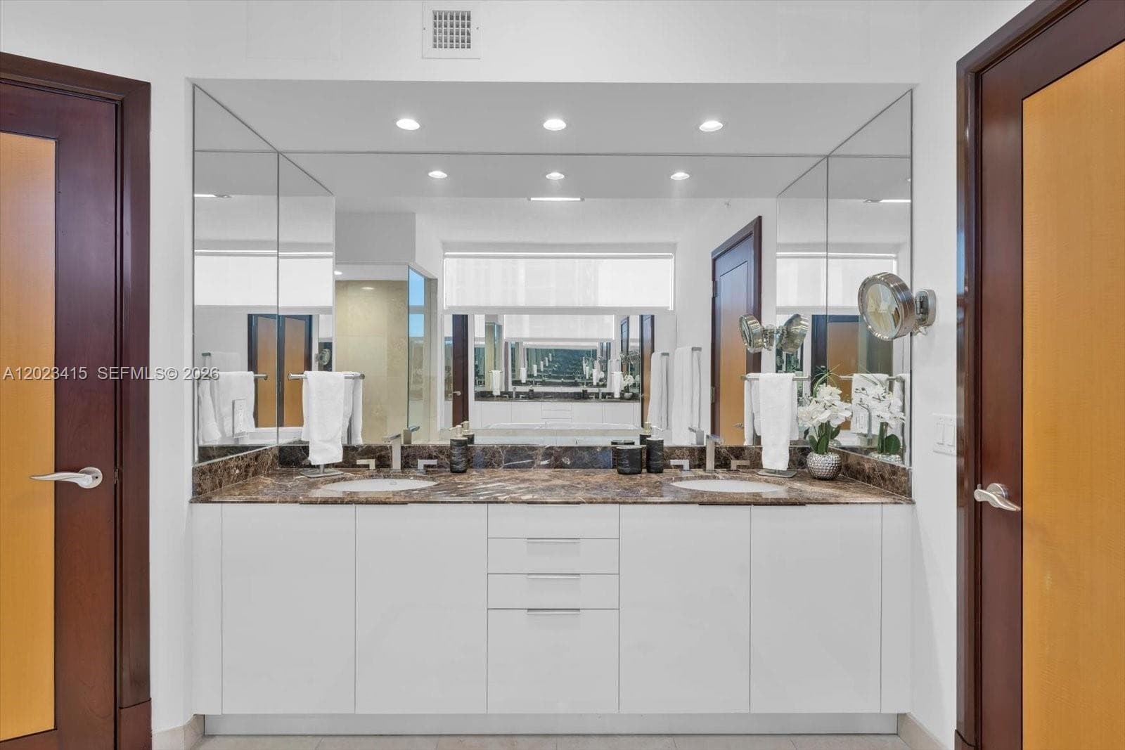 17555 Collins Ave # 3204, Sunny Isles Beach FL 33160 — 20