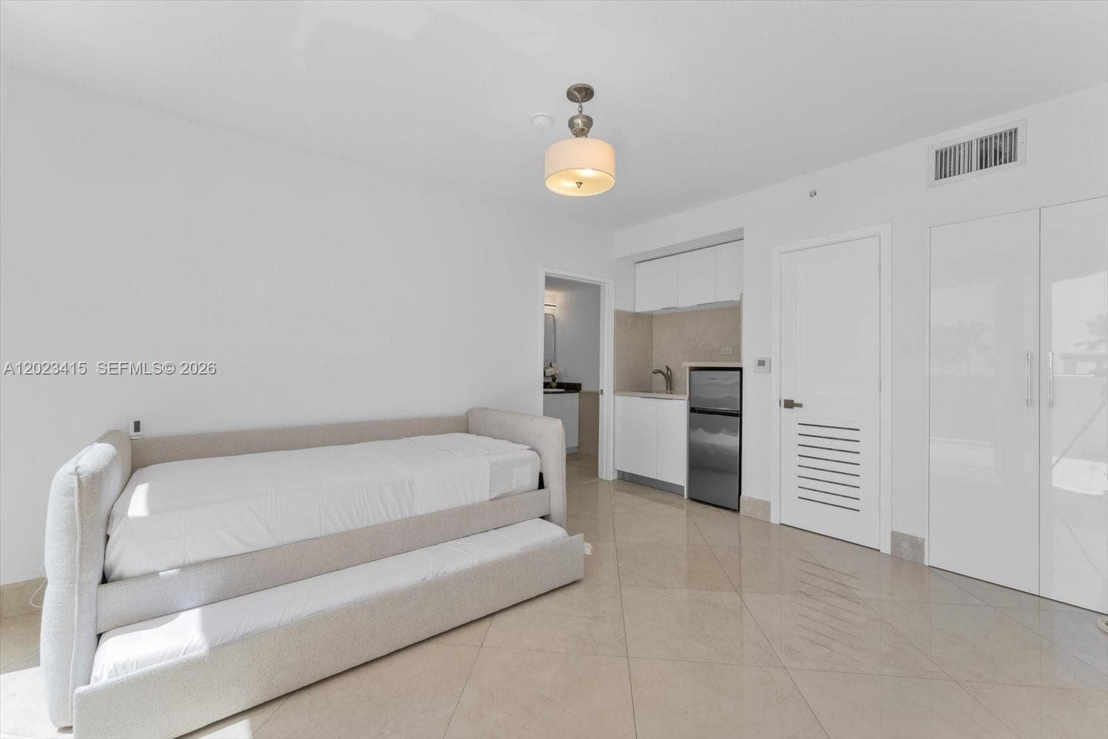17555 Collins Ave # 3204, Sunny Isles Beach FL 33160 — 45
