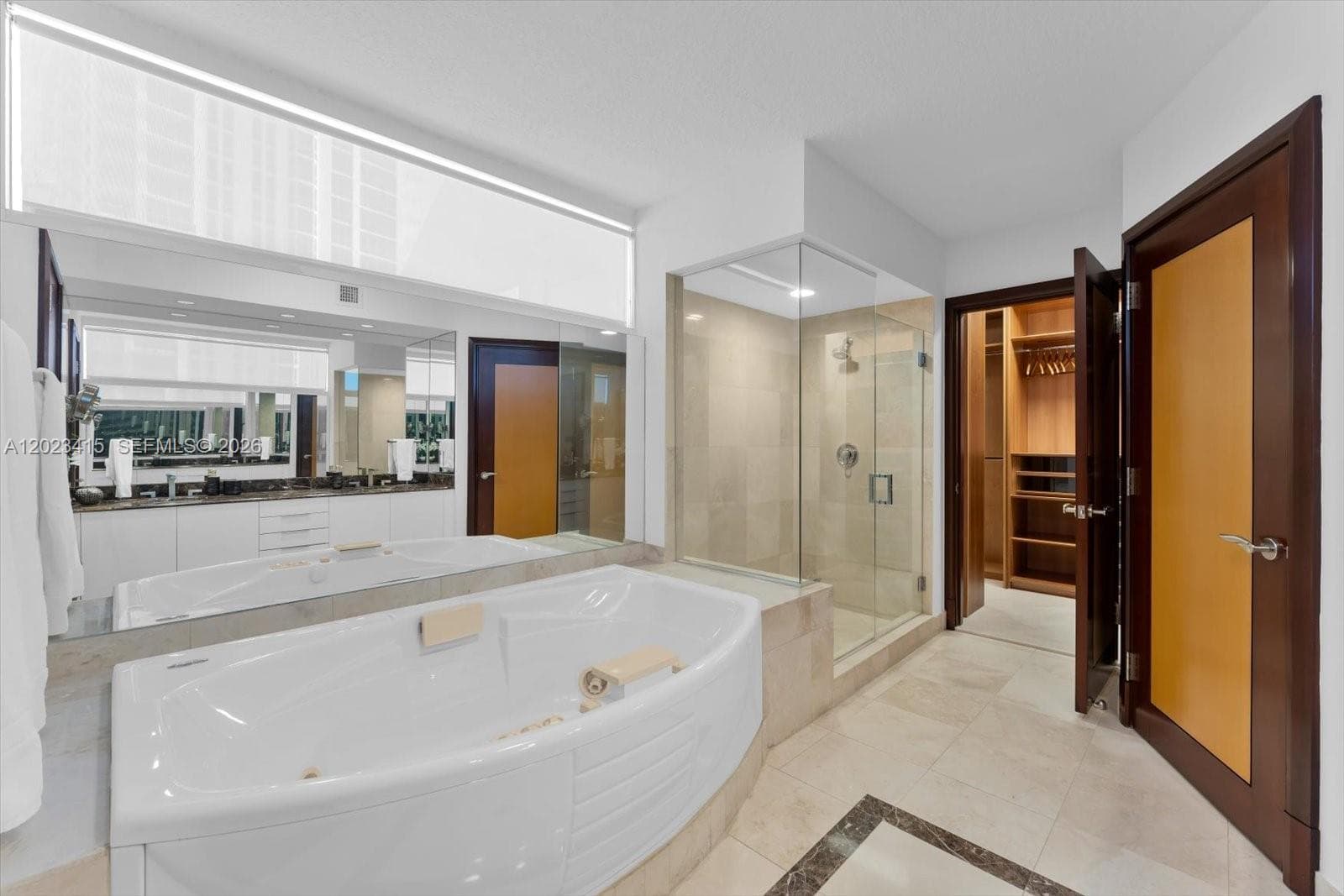 17555 Collins Ave # 3204, Sunny Isles Beach FL 33160 — 19