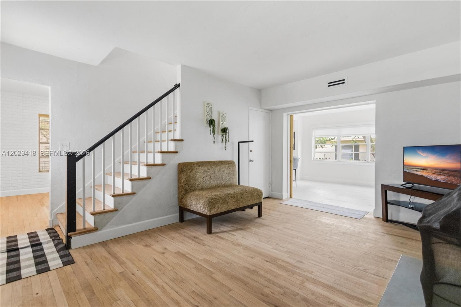 72 Palmetto Dr, Miami Springs FL 33166 — 19