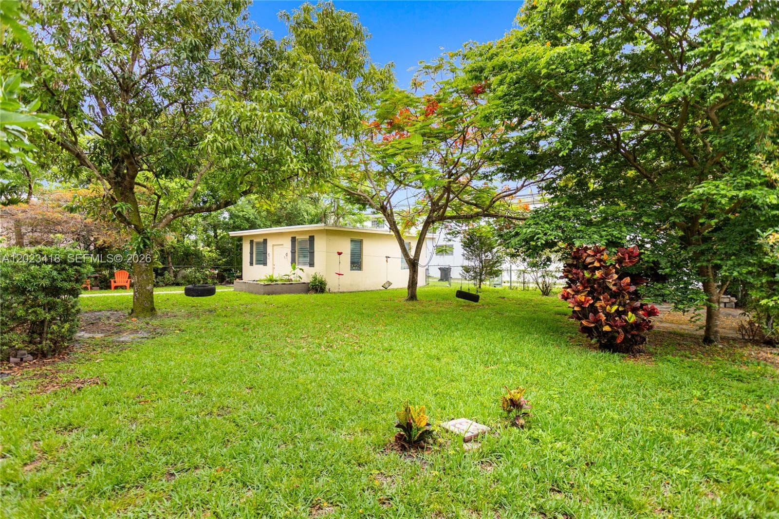 72 Palmetto Dr, Miami Springs FL 33166 — 29