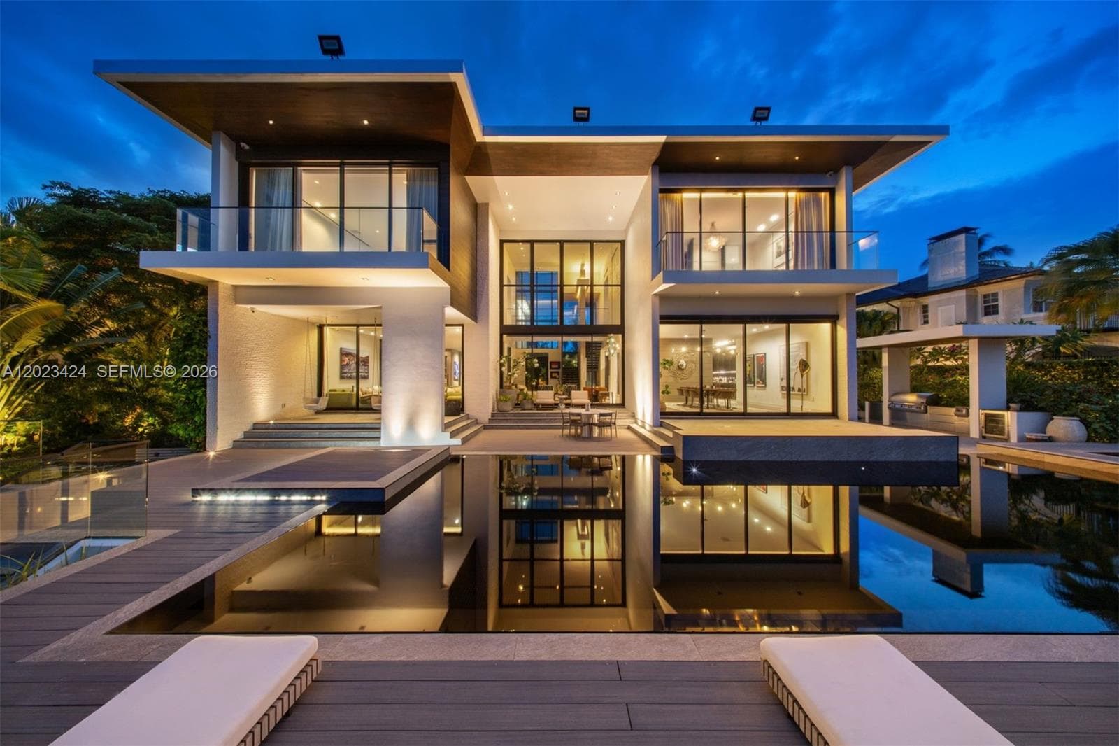 132 Paloma Dr, Coral Gables FL 33143 — 30