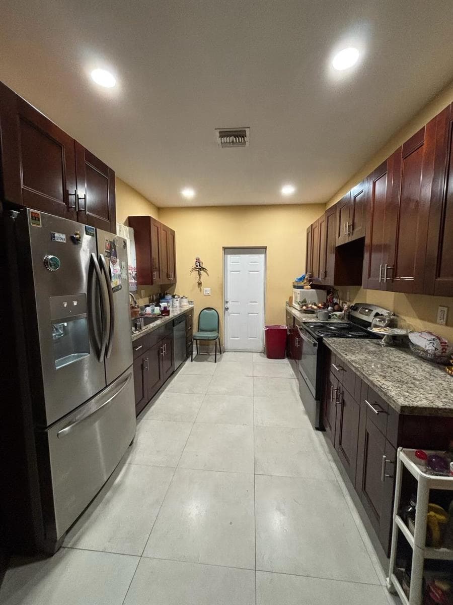 4444 NW 23rd Avenue # B, Miami FL 33142 — 1