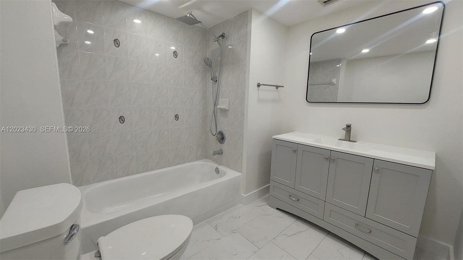 2642 Collins Ave # 408, Miami Beach FL 33140 — 6