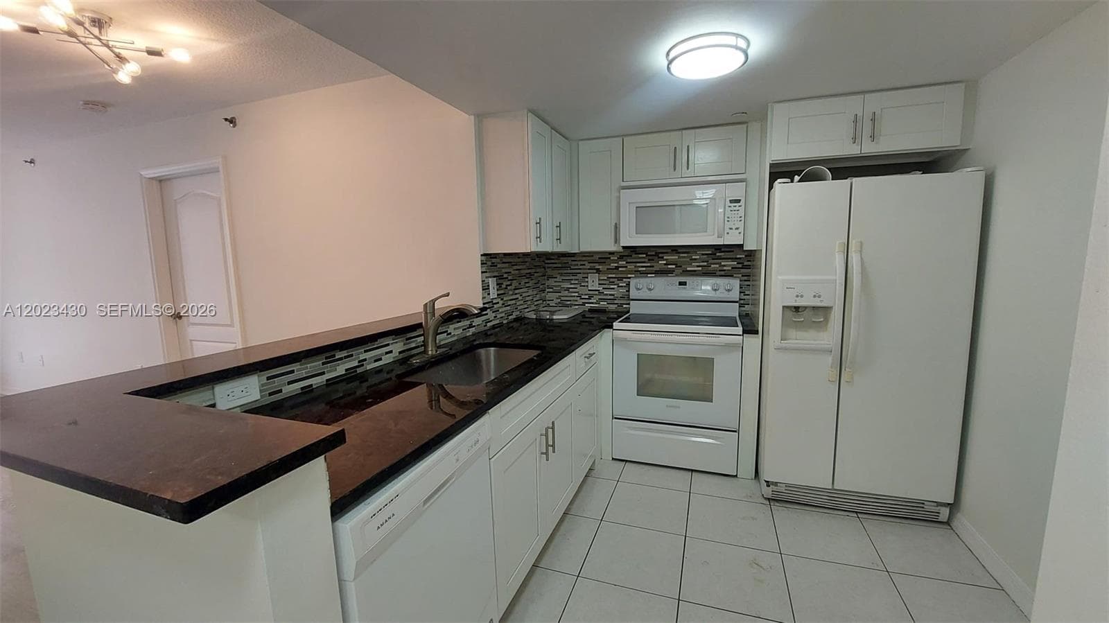 2642 Collins Ave # 408, Miami Beach FL 33140 — 3