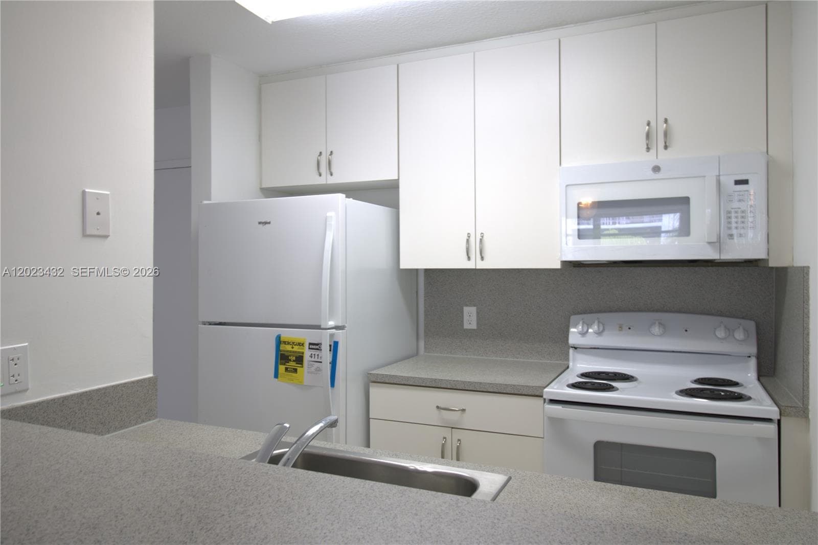 1225 NE 124th St # 32B, North Miami FL 33161 — 2