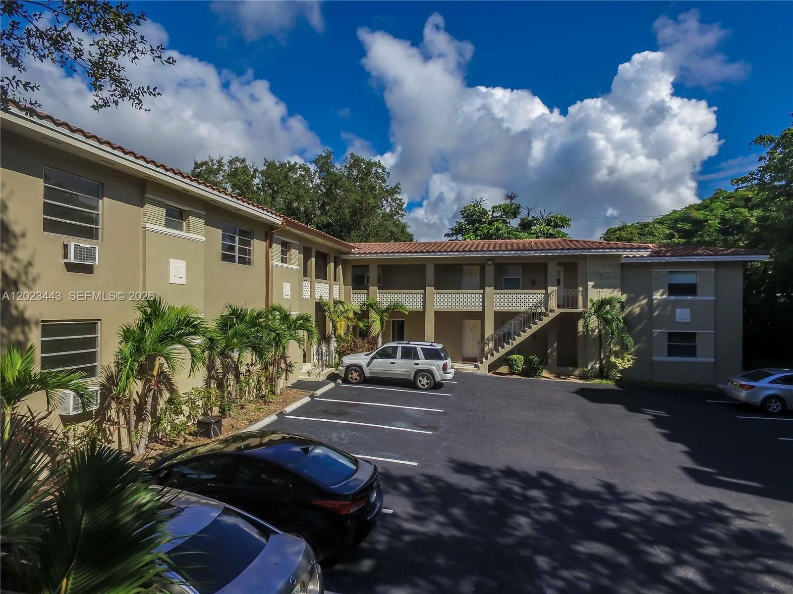 125 Edgewater Dr # 7, Coral Gables FL 33133 — 18