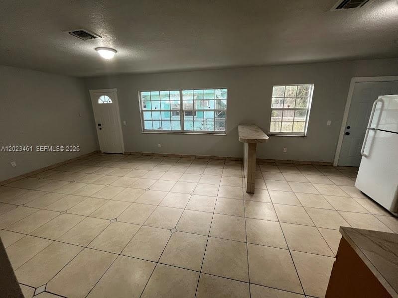 2411 NW 65th St, Miami FL 33147 — 17