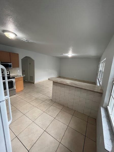 2411 NW 65th St, Miami FL 33147 — 7