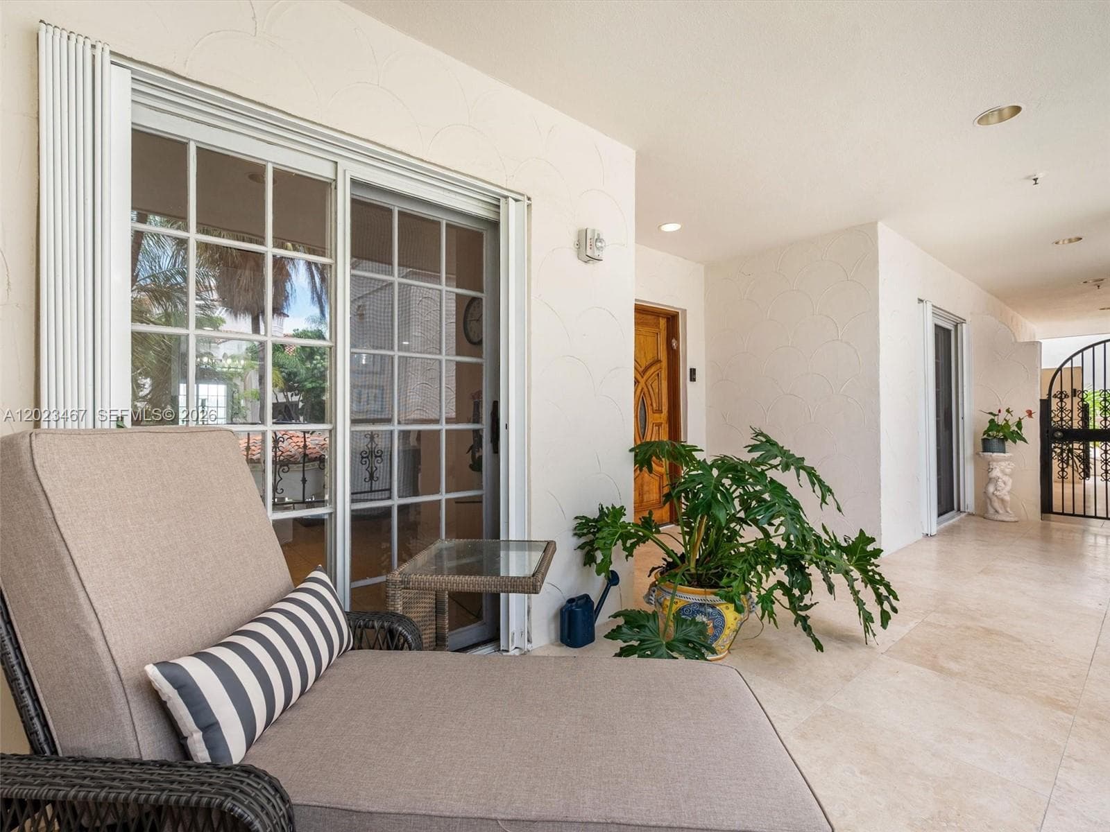 2425 Fisher Island Dr # 5205, Miami Beach FL 33109 — 34