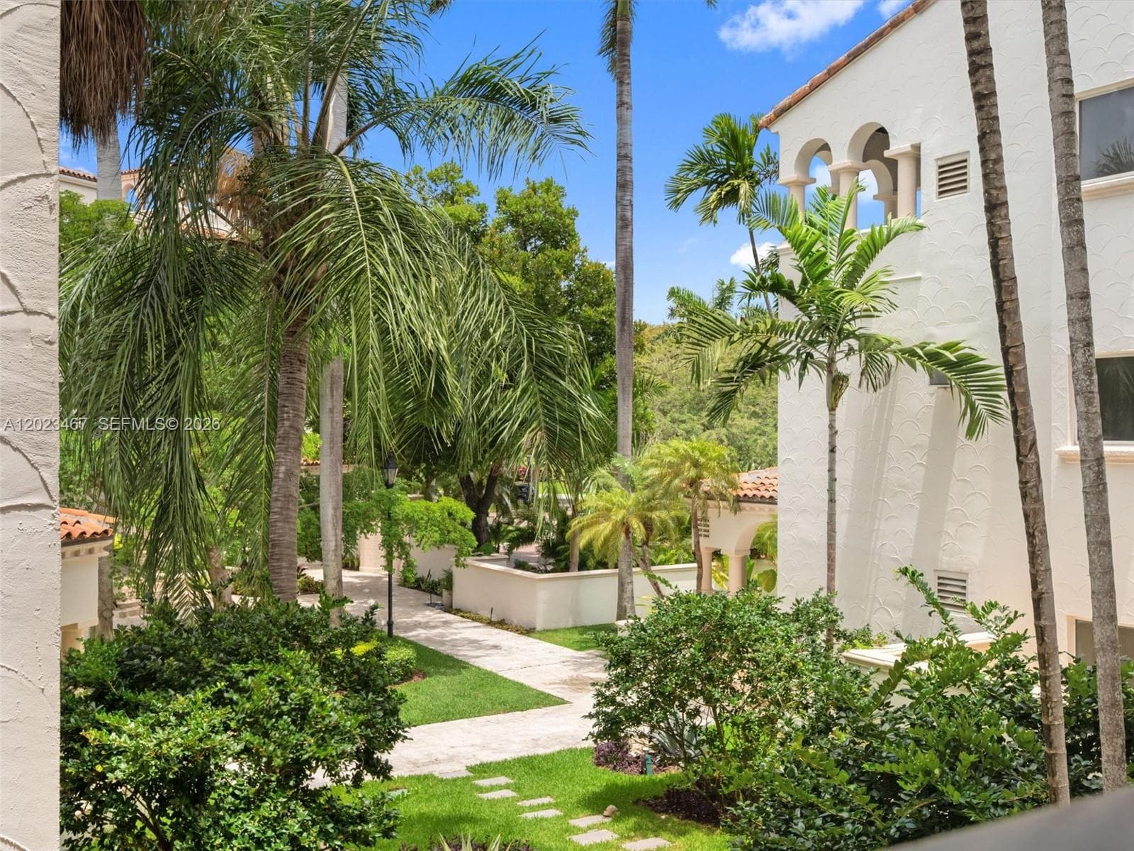 2425 Fisher Island Dr # 5205, Miami Beach FL 33109 — 35