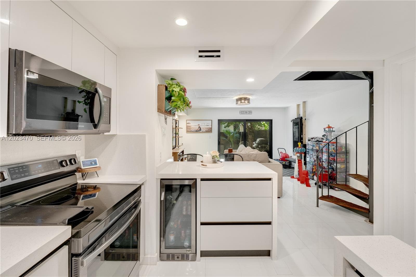 3214 W Trade Ave # 5, Miami FL 33133 — 10