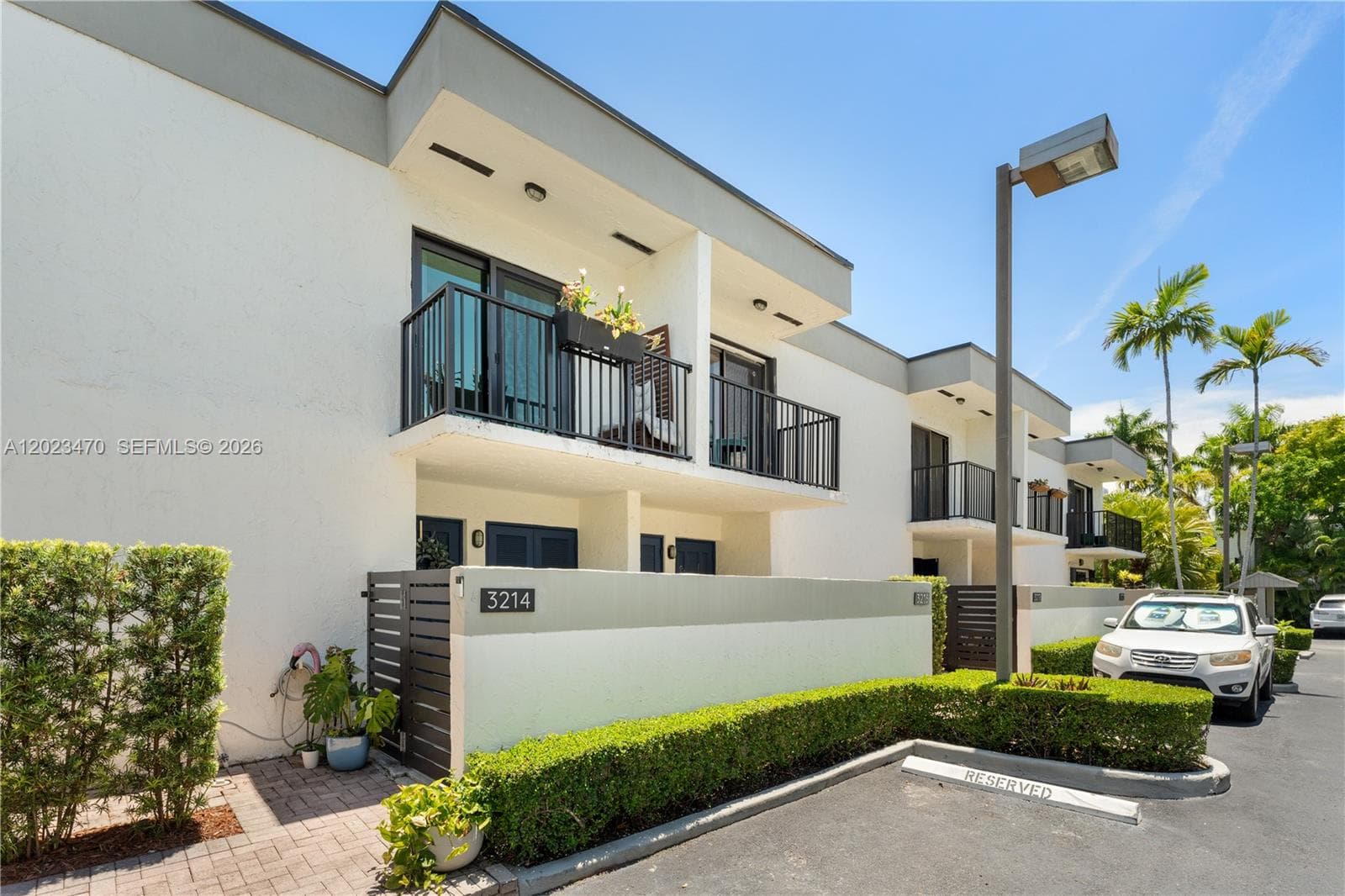 3214 W Trade Ave # 5, Miami FL 33133 — 25