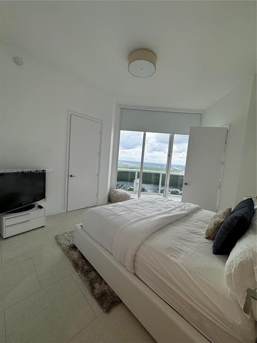 16001 Collins Ave # 4006, Sunny Isles Beach FL 33160 — 30