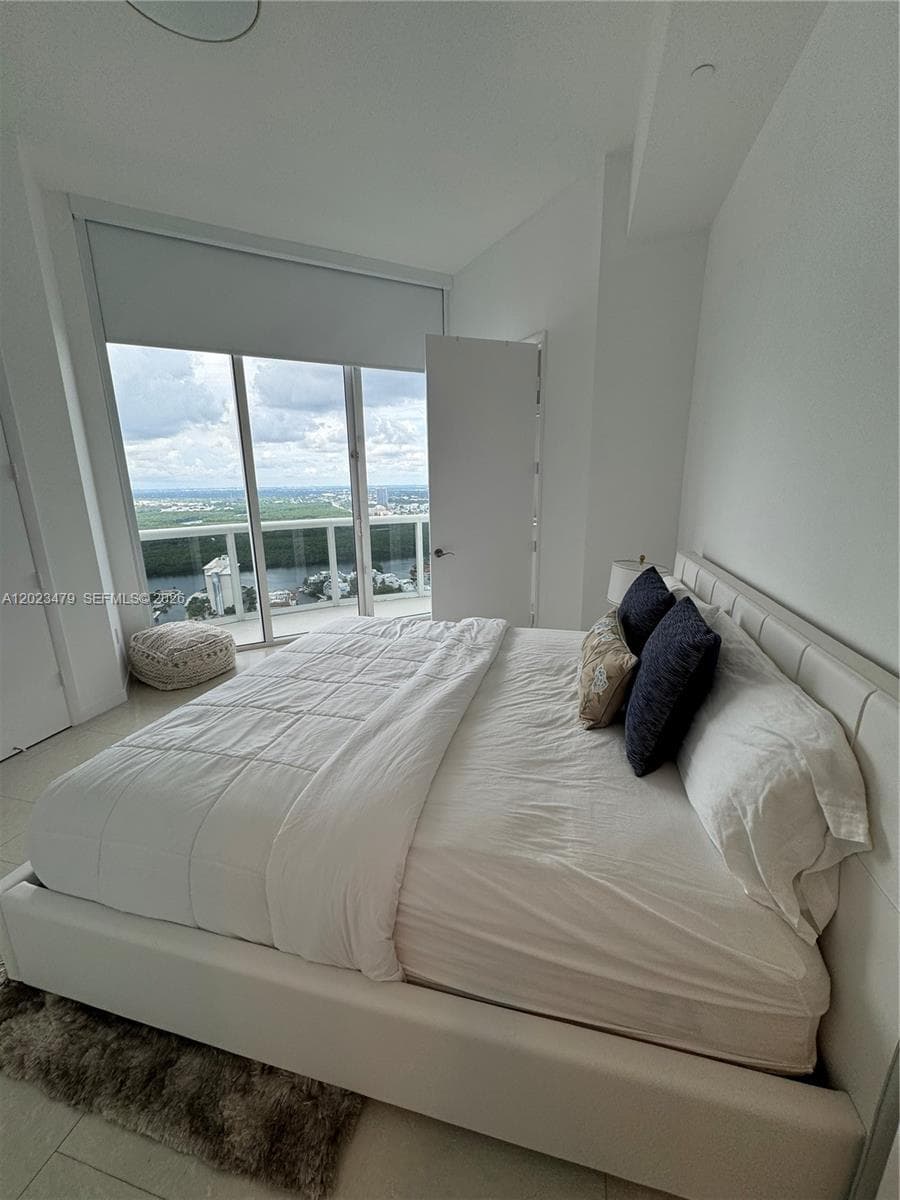 16001 Collins Ave # 4006, Sunny Isles Beach FL 33160 — 31
