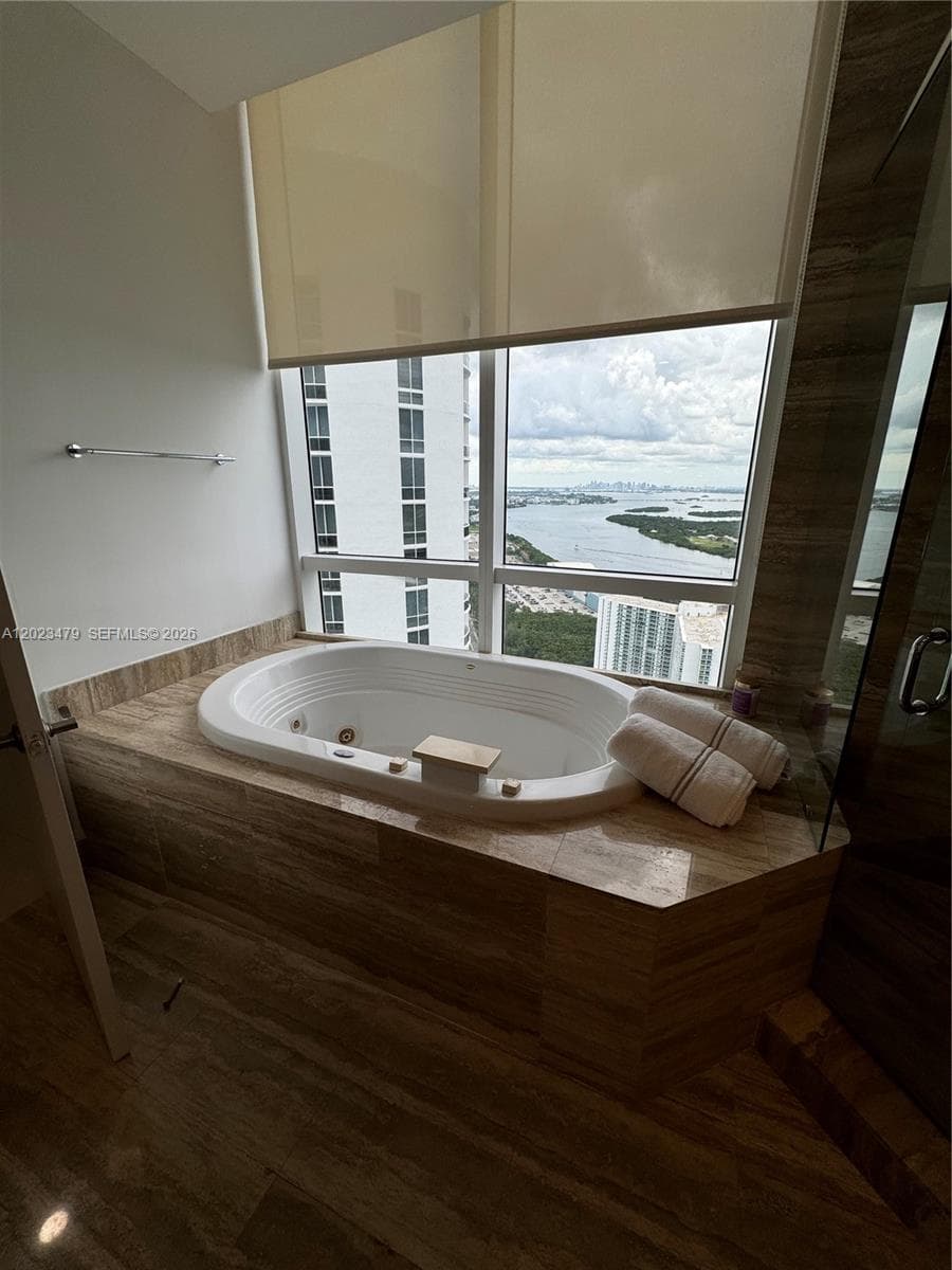 16001 Collins Ave # 4006, Sunny Isles Beach FL 33160 — 25