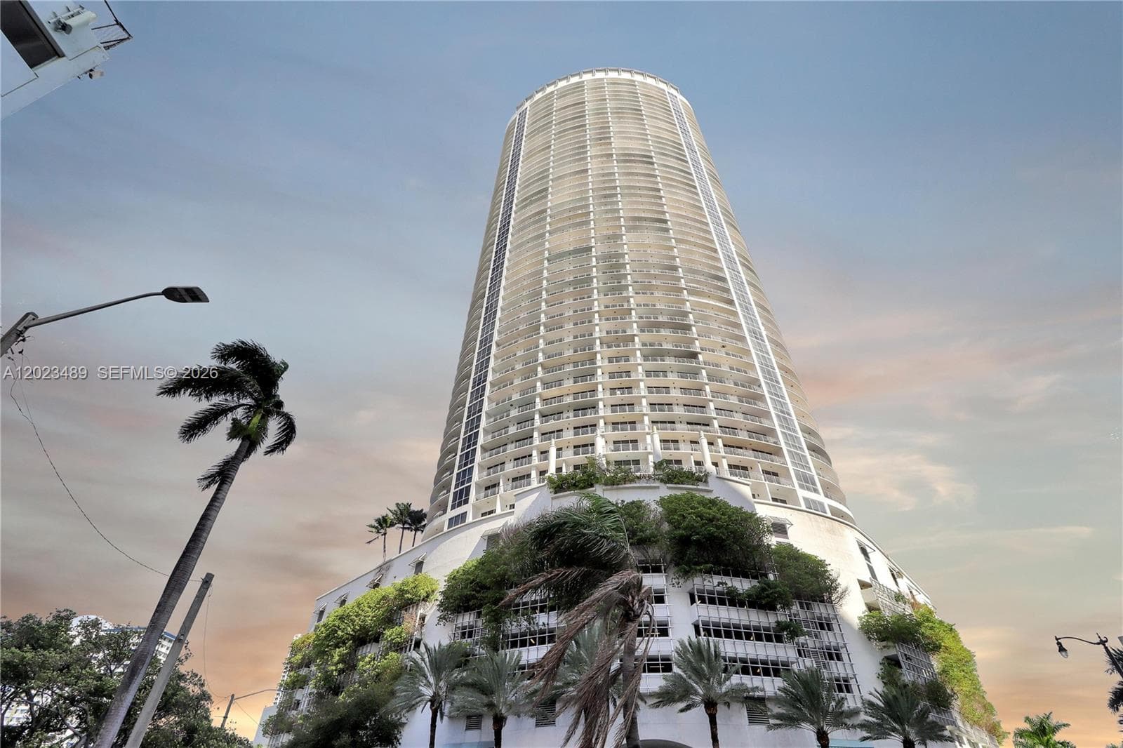 1750 N Bayshore Dr # 3809, Miami FL 33132 — 20