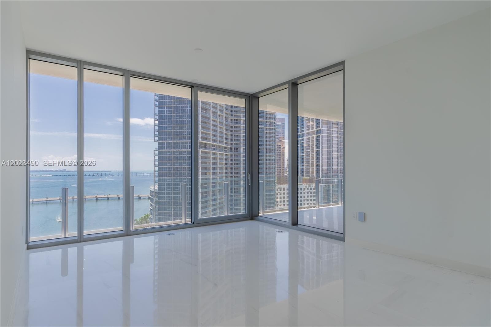 300 Biscayne Blvd Way # 1704, Miami FL 33131 — 27