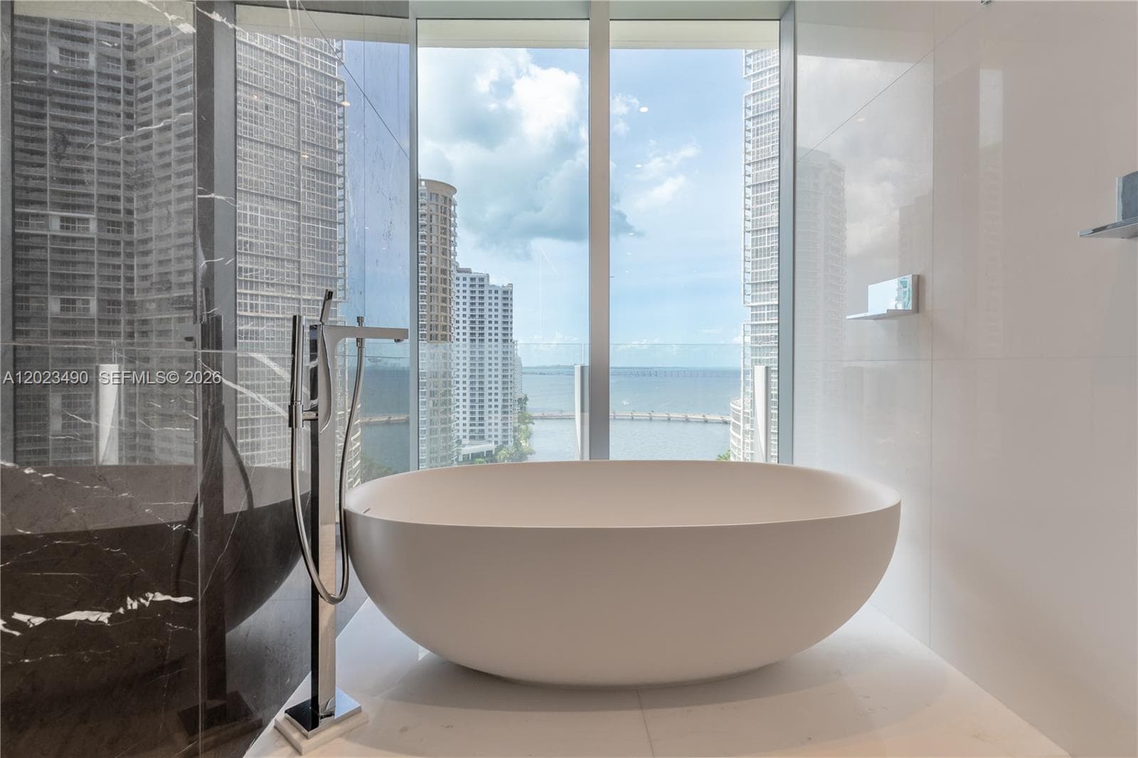 300 Biscayne Blvd Way # 1704, Miami FL 33131 — 38